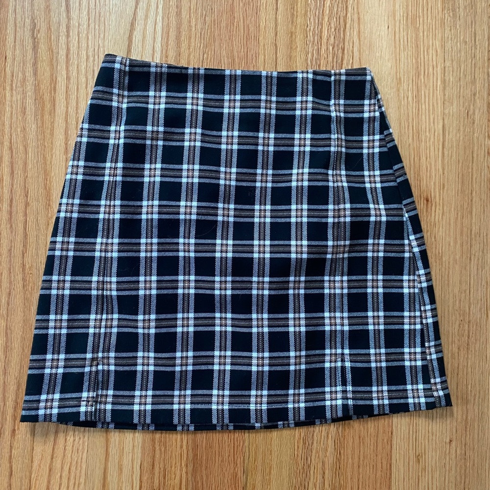 Brandy Melville skirt